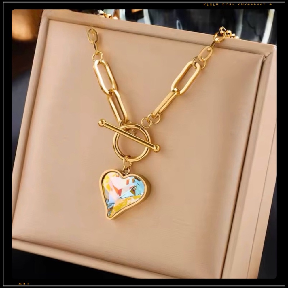 Clearance! AB Crystal Heart Borealis Prism Minimalist Paperclip Chain Necklace - Picture 6 of 6